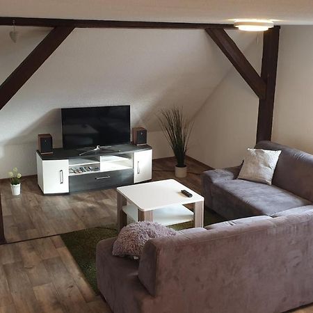Haesselhof - 80Qm Ferienwohnung Im Zentrum Von バート・リーベンヴェルダ エクステリア 写真